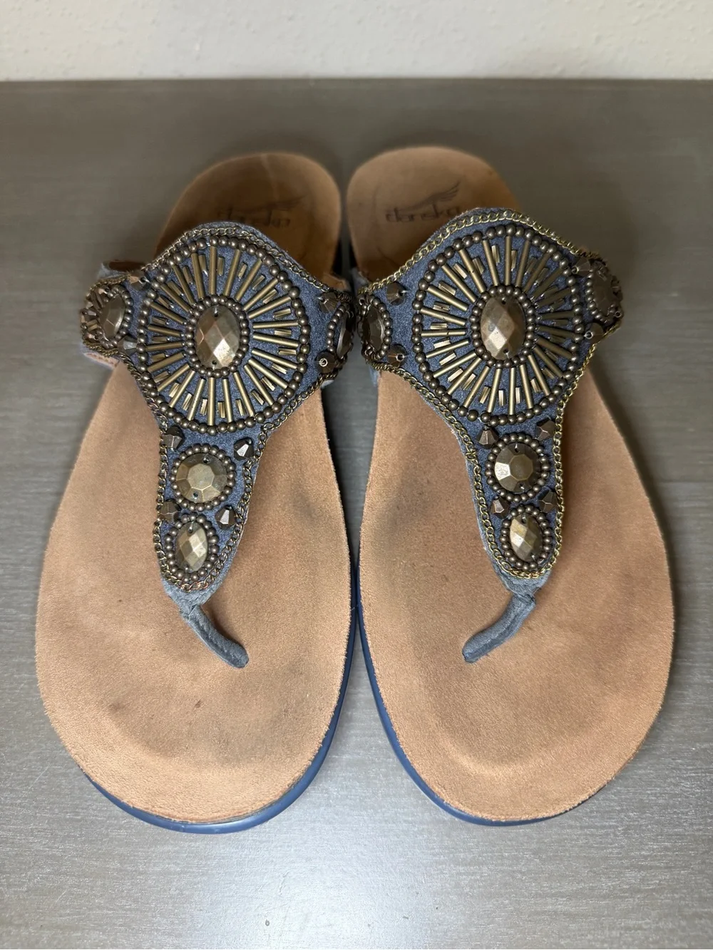 Dansko Pamela Blue Nubuck Metal Beaded Thong Comfort Boho Sandals EU 38 US 7.5-8